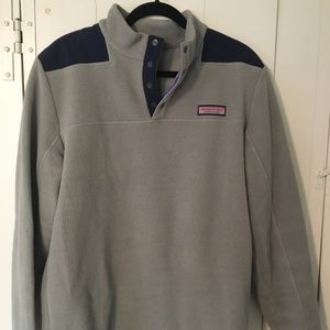 Vineyard Vine pullover Fleece